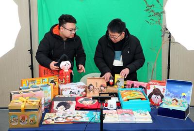 網(wǎng)絡(luò)消費(fèi)破億元 2024碑林網(wǎng)上年貨節(jié)圓滿落幕